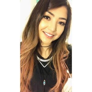 Meet your Posher, Melissa